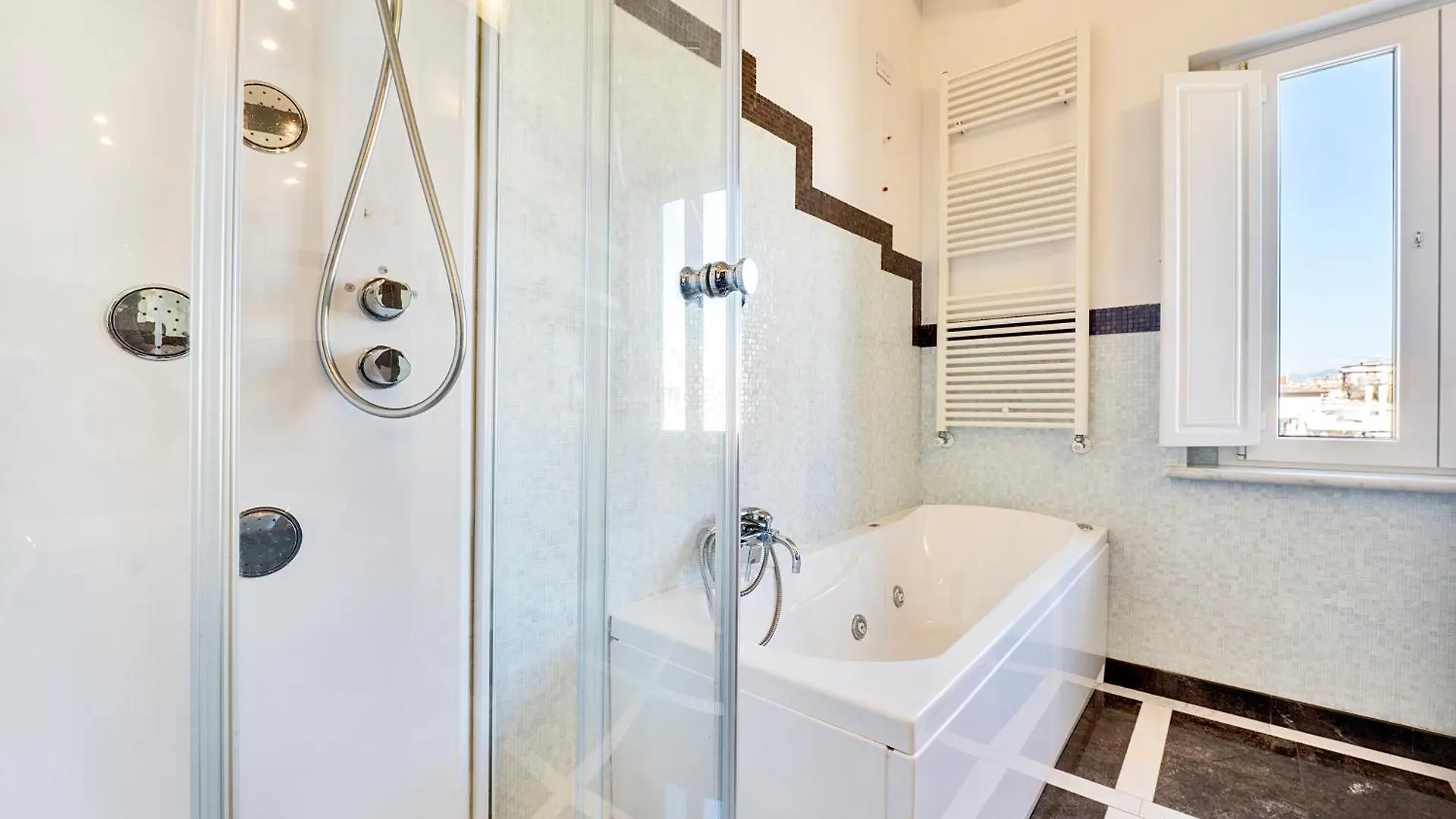 Apartment Chalet In The Beach Luxury Lido di Camaiore