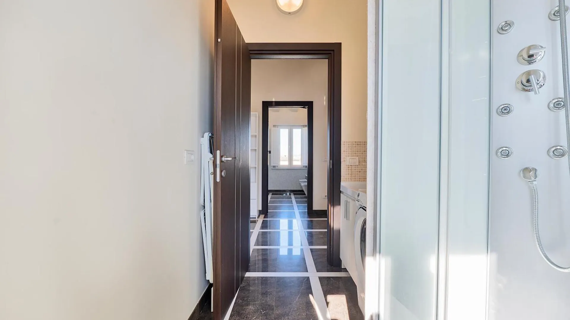 Chalet In The Beach Luxury Lido di Camaiore Apartment