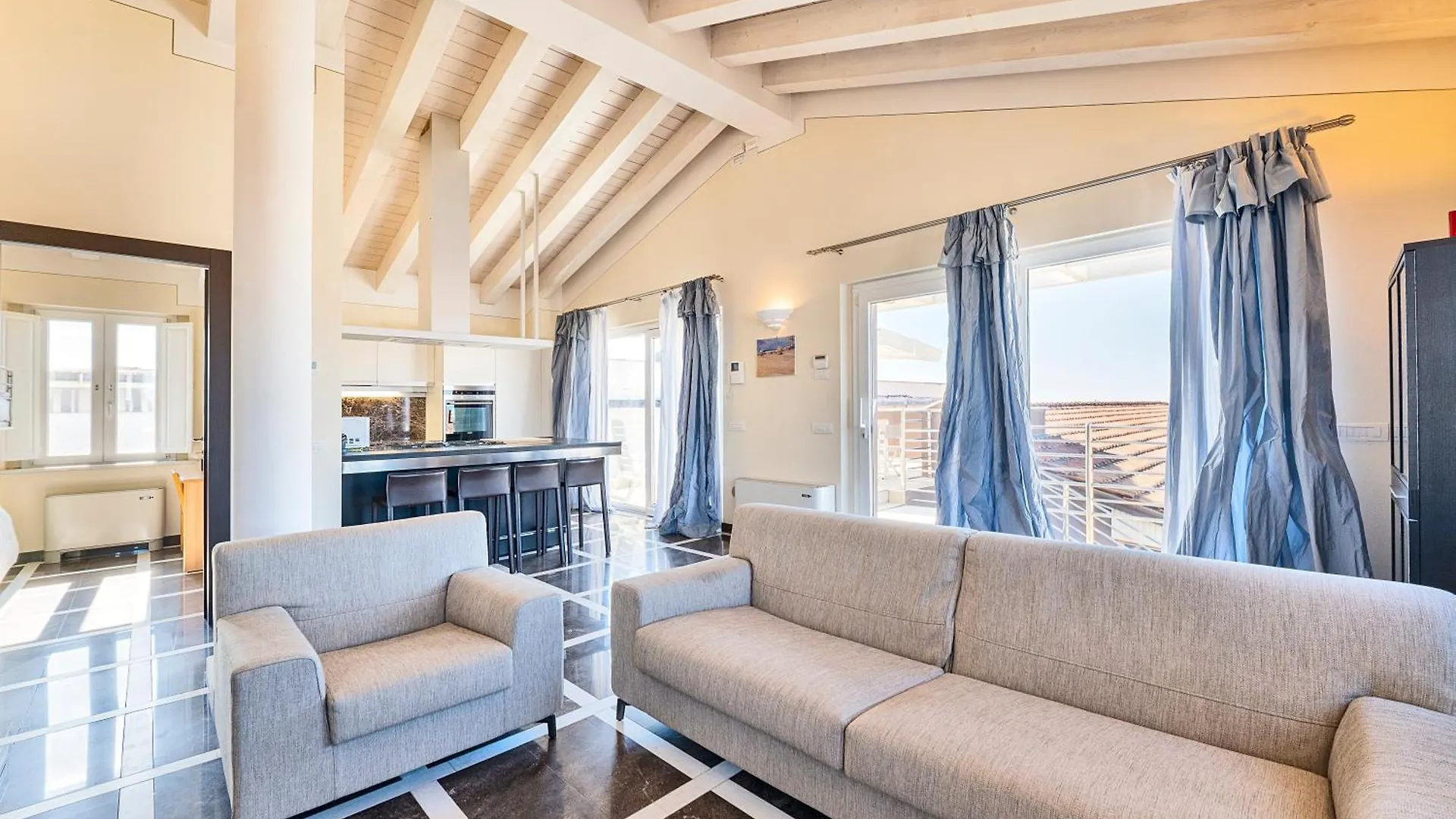 Chalet In The Beach Luxury Lido di Camaiore