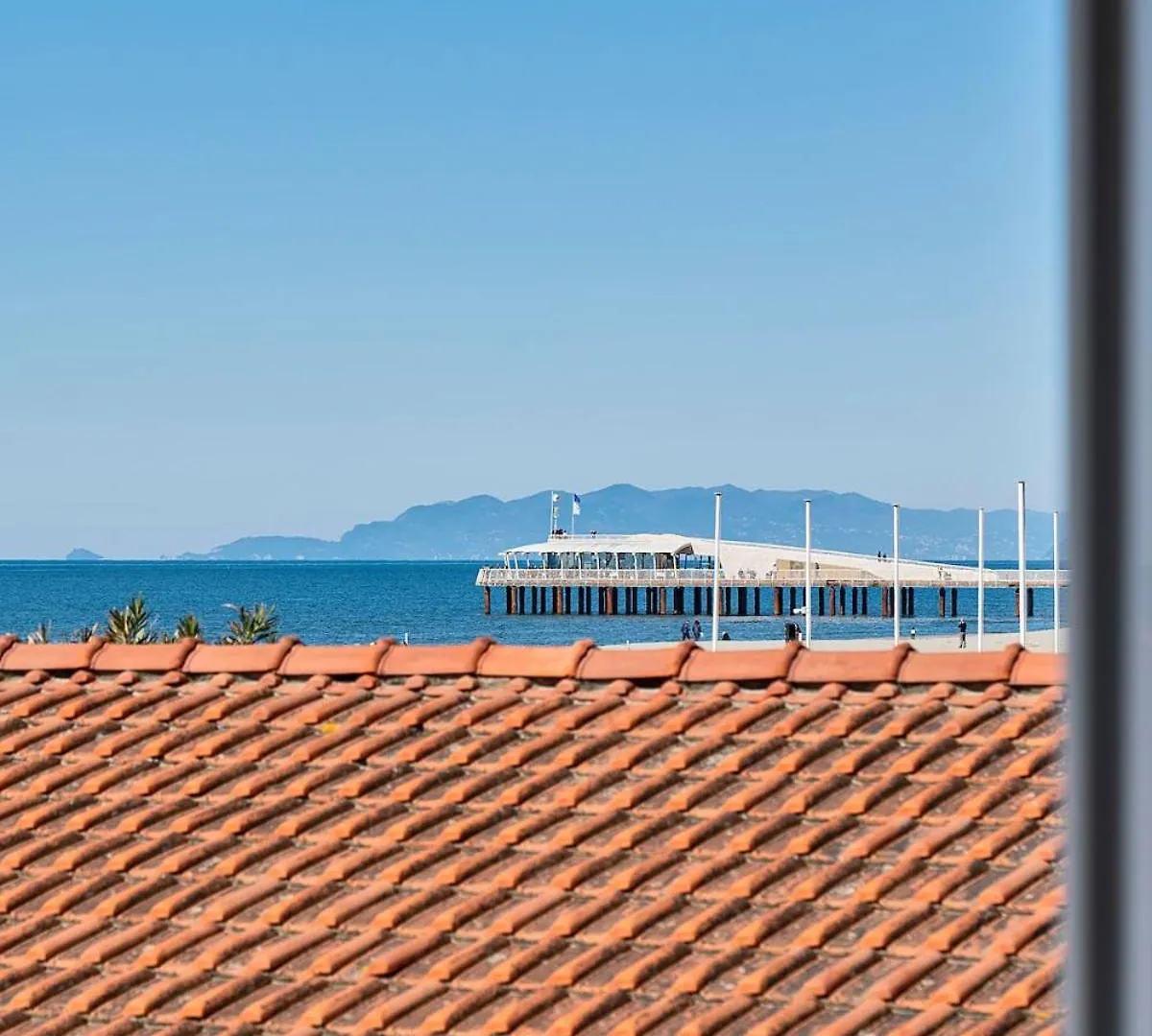 Apartment Chalet In The Beach Luxury Lido di Camaiore